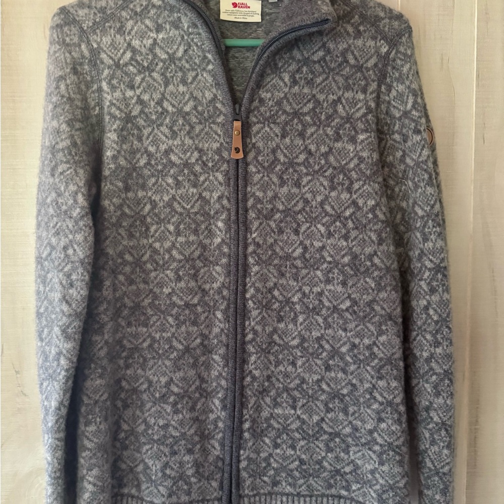 FJÄLL RÄVEN Patterned Zip-Up Sweater - Picture 2 of 2